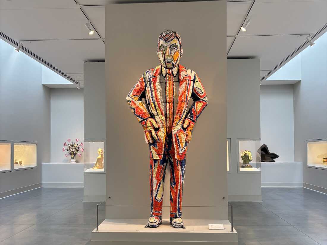 The Flint Institute of Arts, the second largest art museum in the state, contains an extraordinary glass collection and work by contemporary Detroit artists.